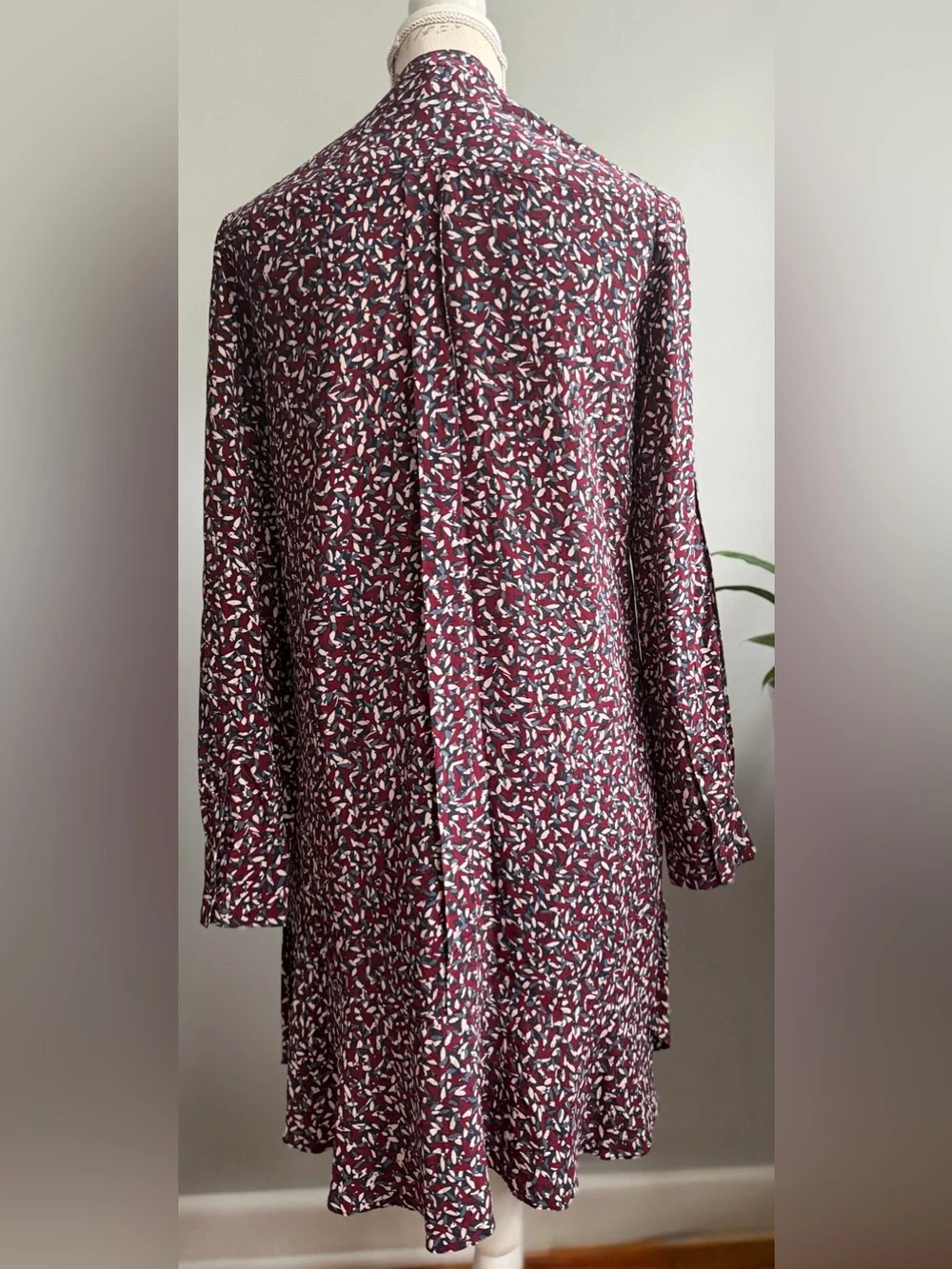 Tory Burch 100% Silk Printed Long Sleeve Dress Size 4